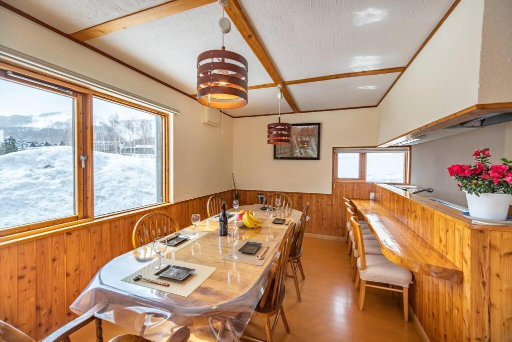 Matsu House With Air Conditioner - 5 Min To Rusutsu Ski Resort Exterior foto